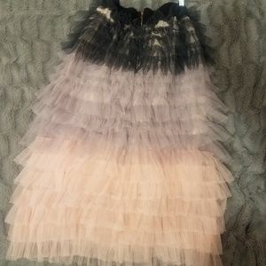 Gracia Ruffle skirt